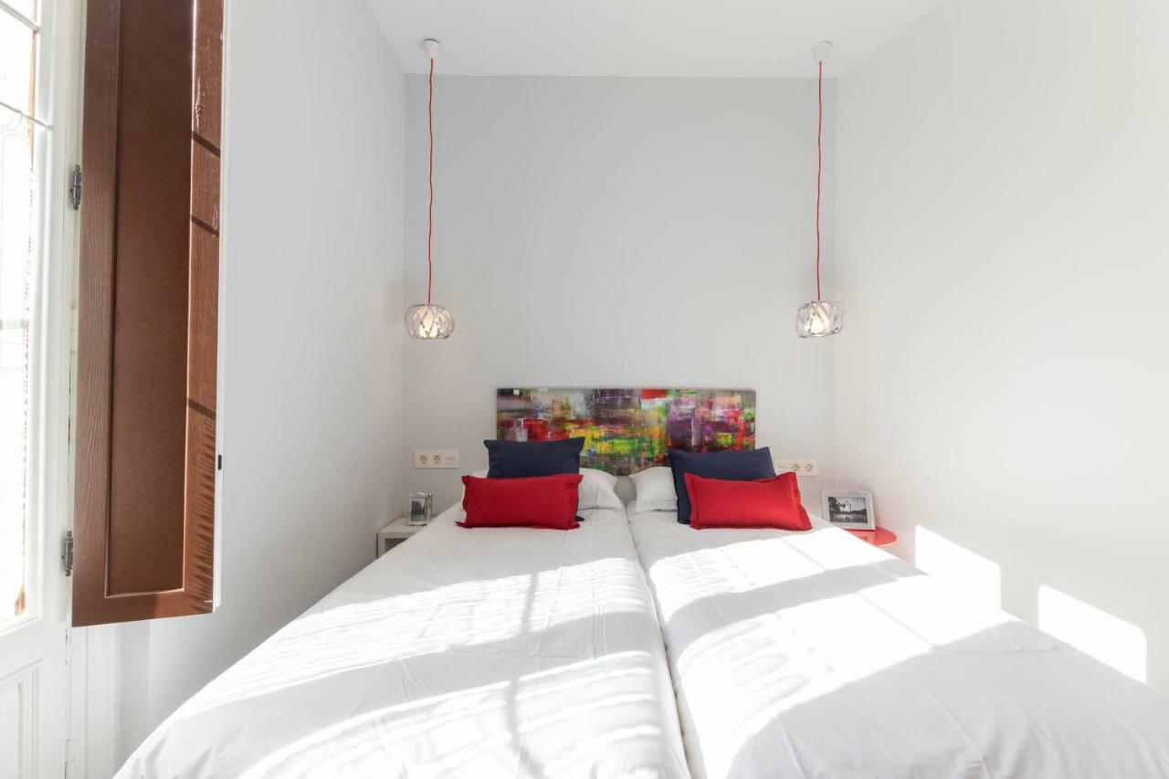 Acogedor, De Diseno Moderno En Zona Antigua Apartment Bilbao Ngoại thất bức ảnh