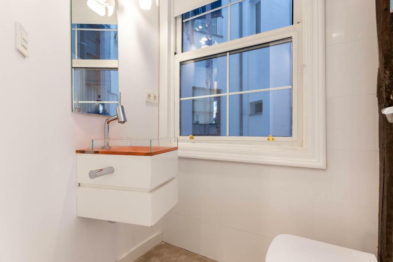 Acogedor, De Diseno Moderno En Zona Antigua Apartment Bilbao Ngoại thất bức ảnh