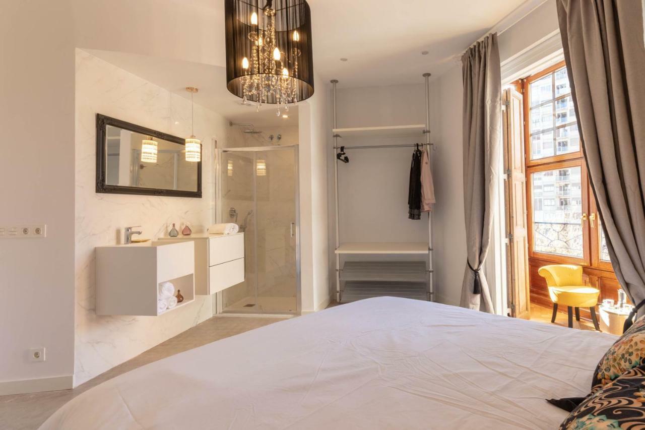 Acogedor, De Diseno Moderno En Zona Antigua Apartment Bilbao Ngoại thất bức ảnh